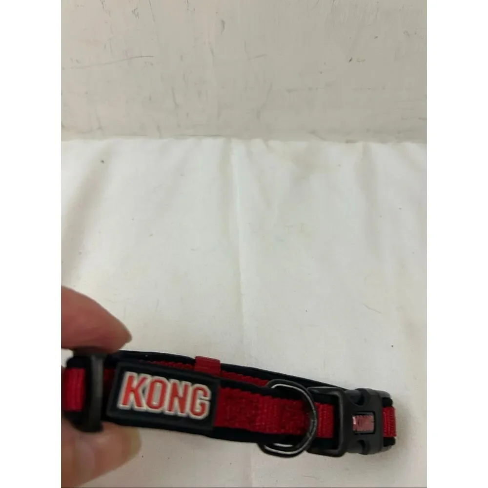 Kong pet‎ collar small red black